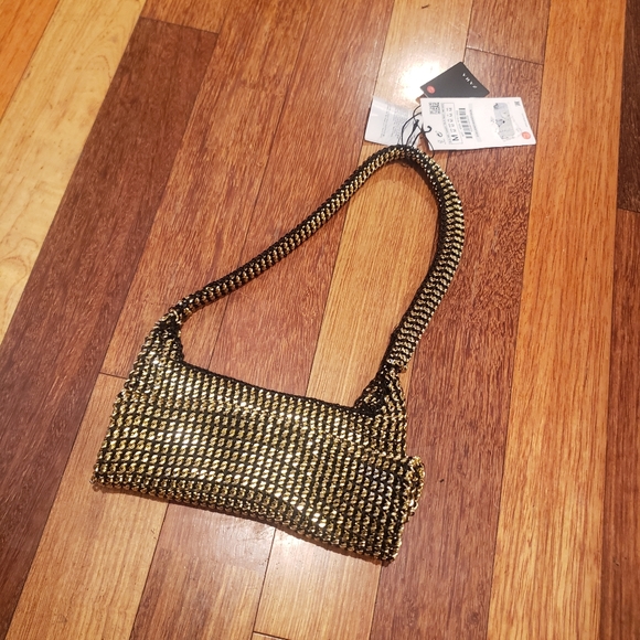 HARD TO FIND Zara gold chain bag - Picture 8 of 10